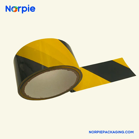 Výstražná páska: Typy, aplikace a tipy k použití