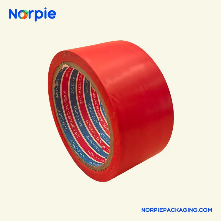 Čistě červená výstražná páska